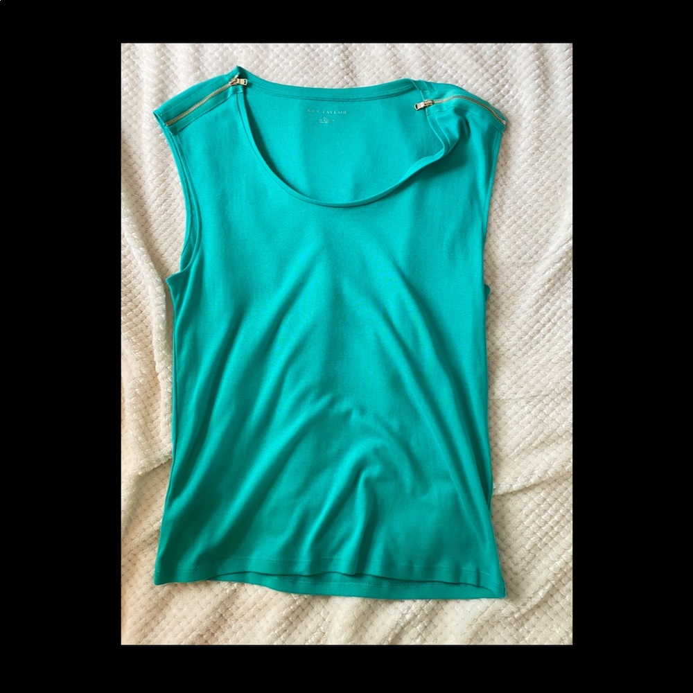 Ann Taylor, Zipper-Tank